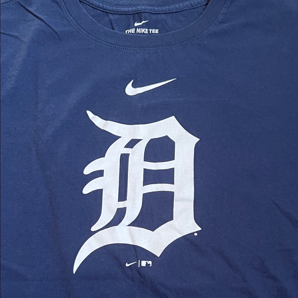Nike Navy Tee with White Graphic
